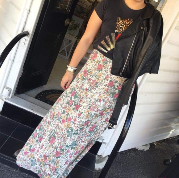 AUGUSTE THE LABEL Spring Rose Wylde Floral High Waisted Maxi Skirt - Picture 4 of 16